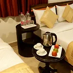 Hotel Airport Star