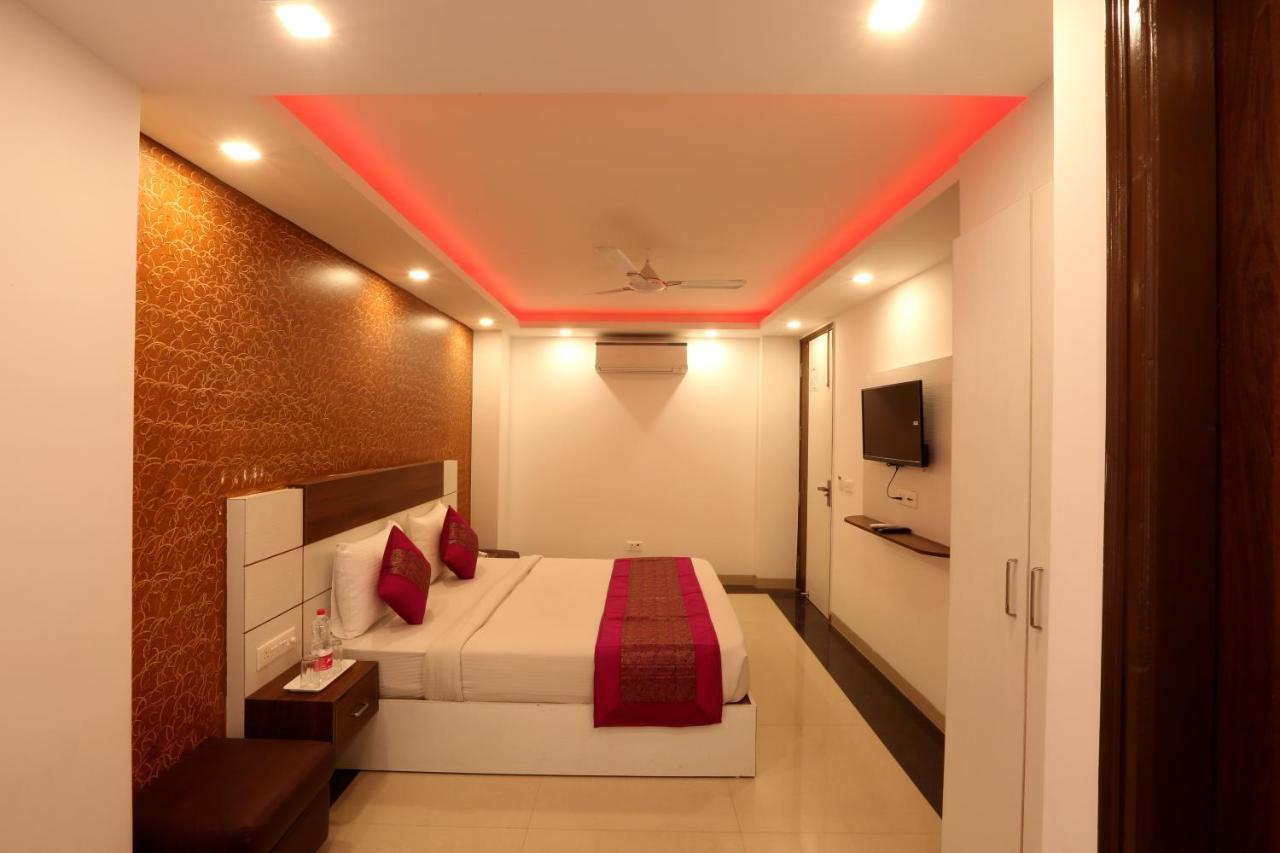 Airport Star Hotel 4*