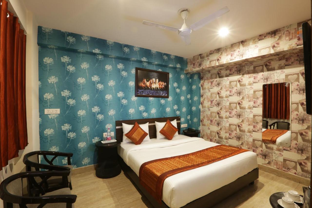 Hotel Airport Star 4*
