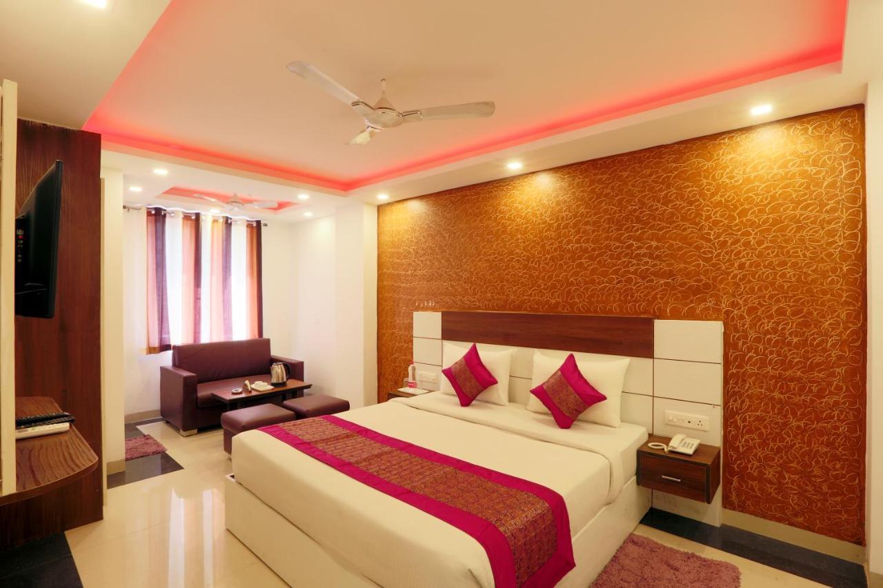 Airport Star Hotel 4*